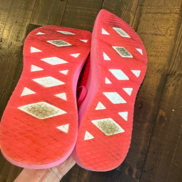 NOBULL Allday neon pink knit Sneakers size 5 - Picture 8 of 9